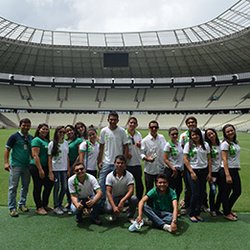 #10776 Alunos conhecem novas tecnologias de irrigação
