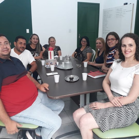 #11154 Docente do IF Tianguá se reúne com representantes de secretarias