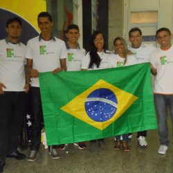 #11575 Mais sete alunos embarcam para Portugal
