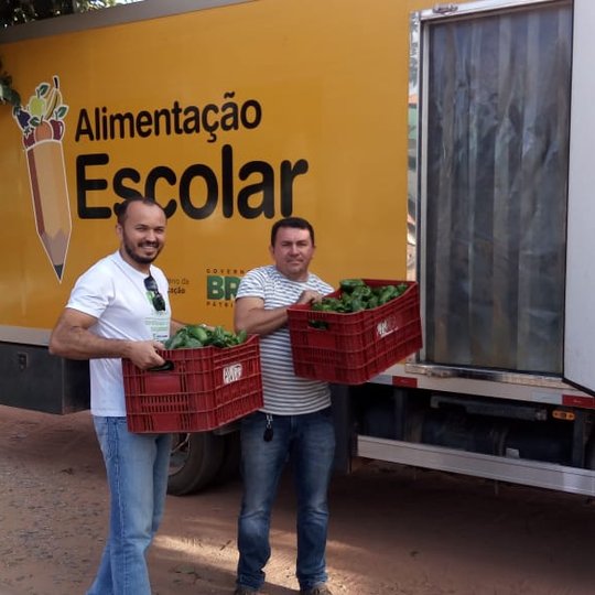 #11807 IFCE Tianguá doa alimentos para escolas municipais de Tianguá