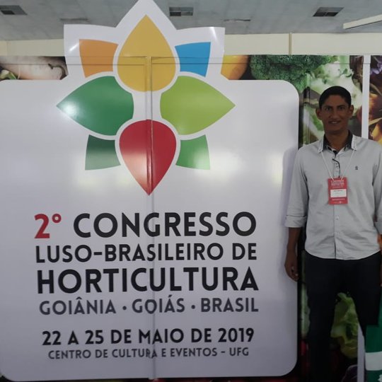 #11816 Professor apresenta trabalho em congresso internacional