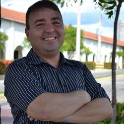 #12505 Sobral reelege Eliano para diretor-geral