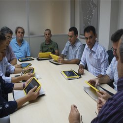 #12572 Docentes de Fortaleza recebem tablets