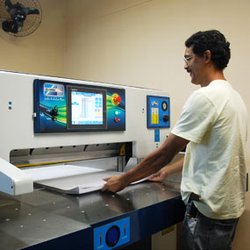 #12640 Gráfica recebe novo equipamento