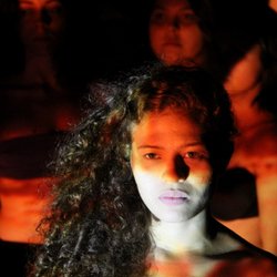 #13119 Espetáculo "TAR" em cartaz no Teatro Universitário