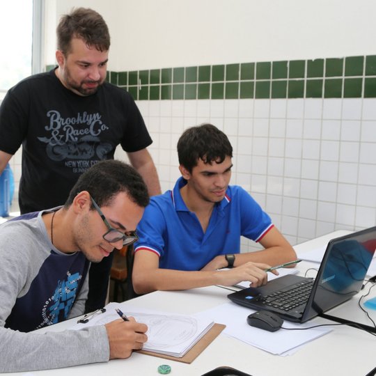 #13835 Campus ganha laboratório de tecnologias educacionais