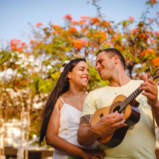 #13907 Casal de ex-alunos escolhe o campus para ensaio de casamento