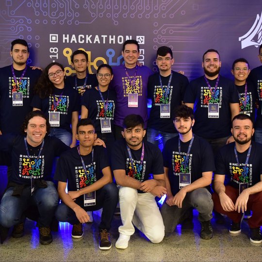 #14227 Estudantes participam do Hackathon, em Fortaleza