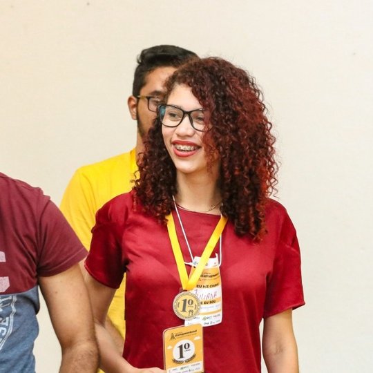 #14476 Estudante é premiada em evento de empreendedorismo