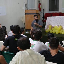 #14574 Alunos participam de decisão sobre recursos da assistência estudantil