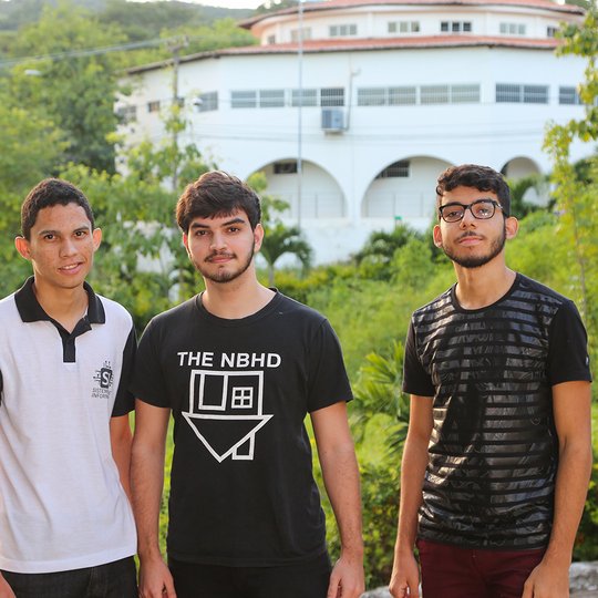 #14678 Estudantes criam startup de aluguel de livros