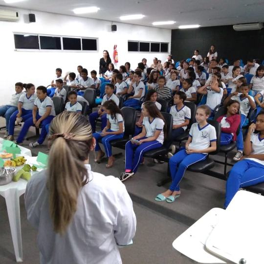 #15794 Baturité proporciona palestra sobre alimentação saudável