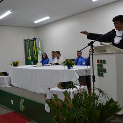 #15893 Gratidão e homenagens marcam colação de grau em Baturité