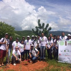 #15915 Alunos de Gestão Ambiental realizam plantio de mudas