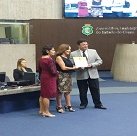 #1643 Docente de Acaraú é homenageada na Assembleia Legislativa