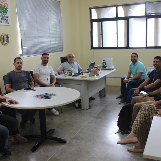 #16755 Reunião vislumbra parceria entre campus de Acaraú e Município de Marco