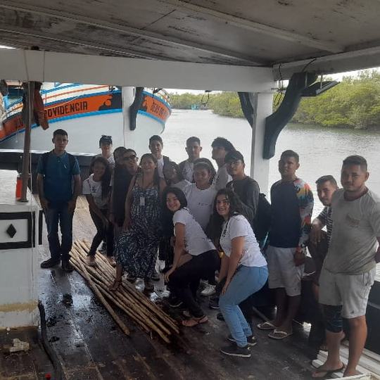 #17364 Alunos  do curso técnico de Restaurante e Bar visitam roteiro turístico no Centro de Acaraú