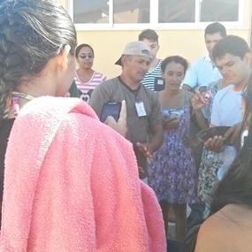 #18180 Estudantes de Limoeiro fazem aula prática