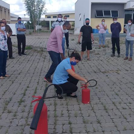 #18429 Campus de Aracati reforça segurança no trabalho