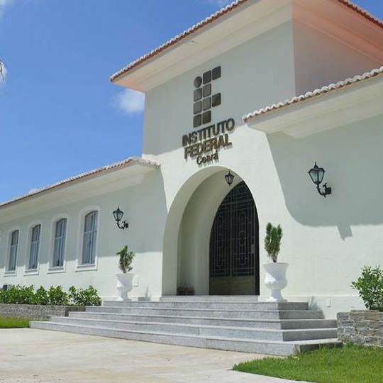 #19491 Memorial do IFCE recebe doação de documentos e objetos