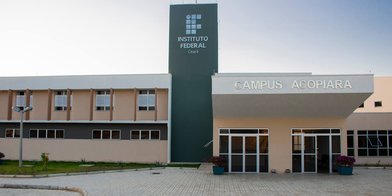 Fachada do Campus Acopiara