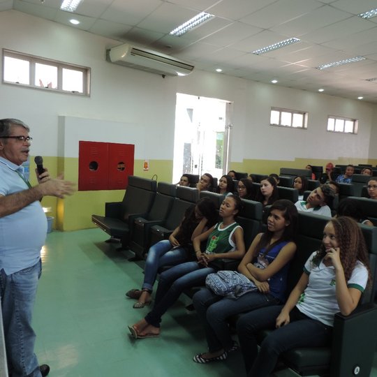 #2156 Campus recebe palestra sobre prevenção às drogas