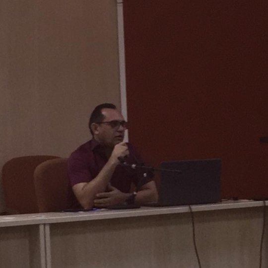#2397 Professor do Cedro aborda formação inicial em palestra