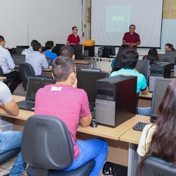 #3041 Grupo de estudos realiza workshop de ciências exatas aplicadas