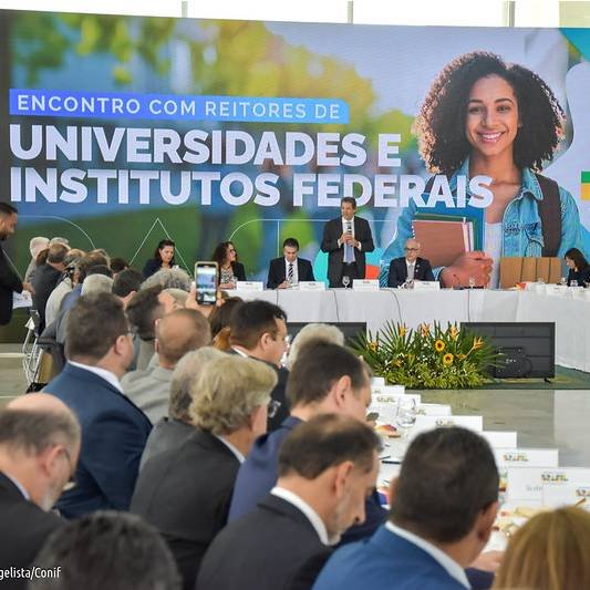 ReuniãoMECCapa2
