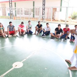 #5939 Alunos de Cedro participam de aula de capoeira