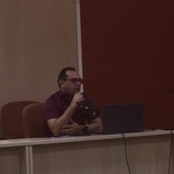 #6118 Professor do Cedro aborda formação inicial em palestra