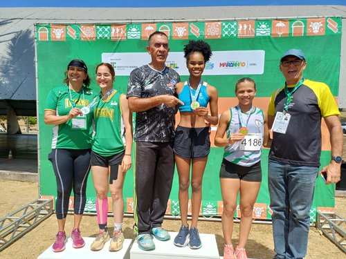 Maria Dafyni, atleta do IFCE ganha medalha de bronze no JIF Nordeste