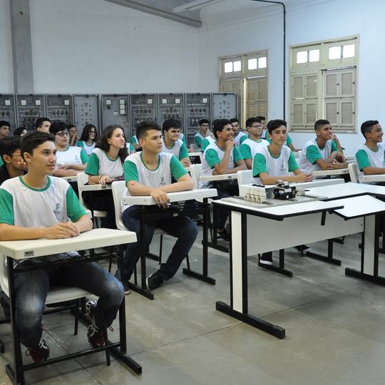 #9912 Limoeiro promove ações de diálogo com discentes