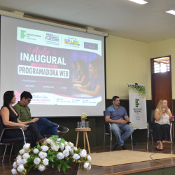 Aula Inaugural do curso de Programadora Web