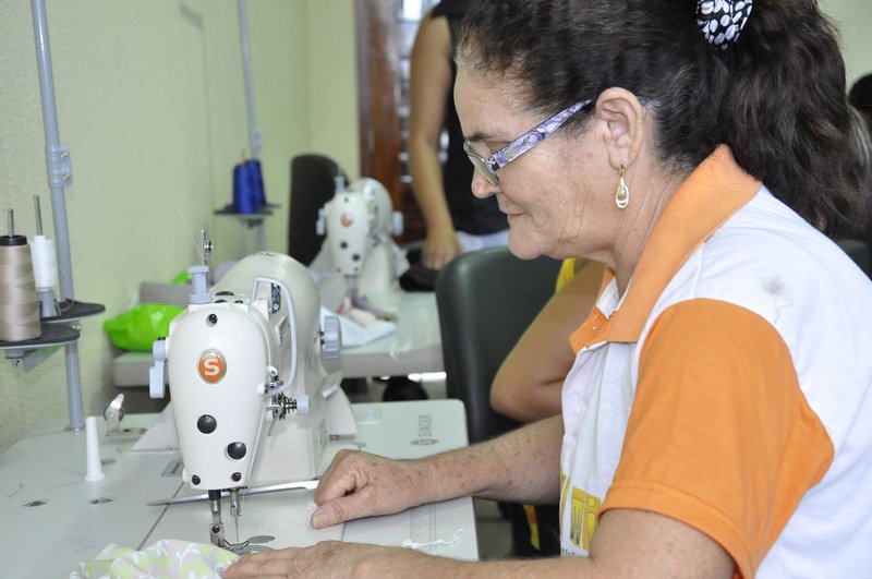 Programa Mulheres Mil oferece formação profissional gratuita a mulheres em situação de vulnerabilidade socioeconômica