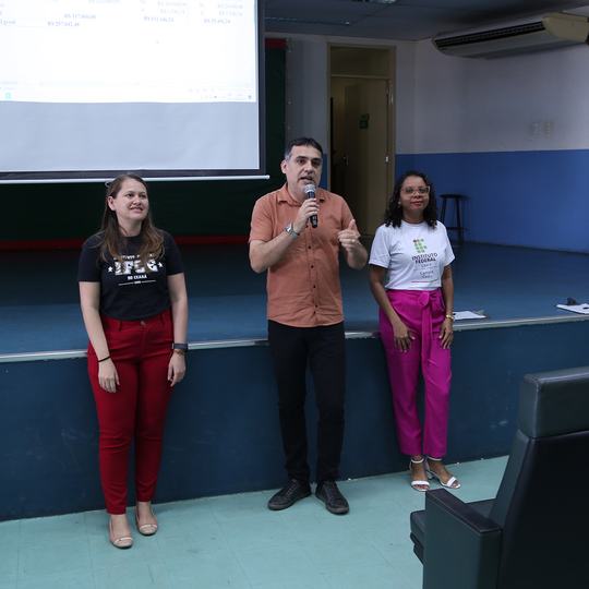 Evento da assembleia sobre o orçamento da assistencia estudantil