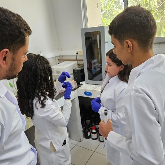 Fórmula para tratar infecções fúngicas foi desenvolvida por estudantes do IFCE Quixadá