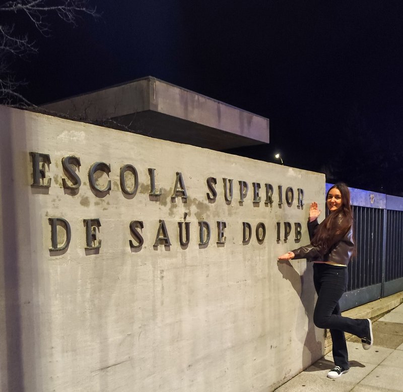 A estudante Ennylly Bezerra cursou as disciplinas do intercâmbio na Escola Superior de Saúde do Instituto Politécnico de Bragança, em Portugal