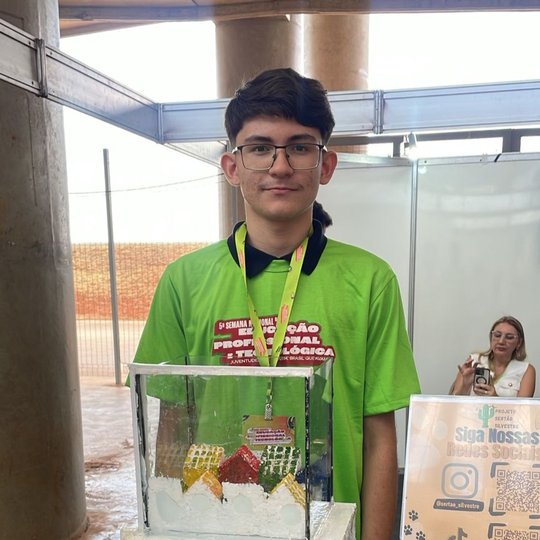 Estudante de Limoeiro do Norte apresenta projeto sustentável na 5ª SNEPT