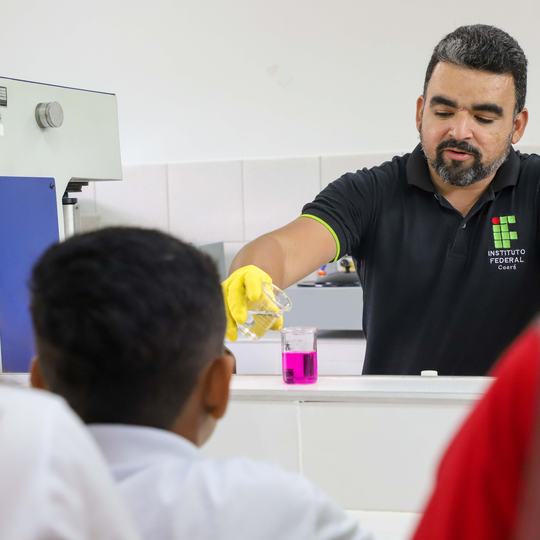 Tabuleiro do Norte - Técnico em laboratório de Química