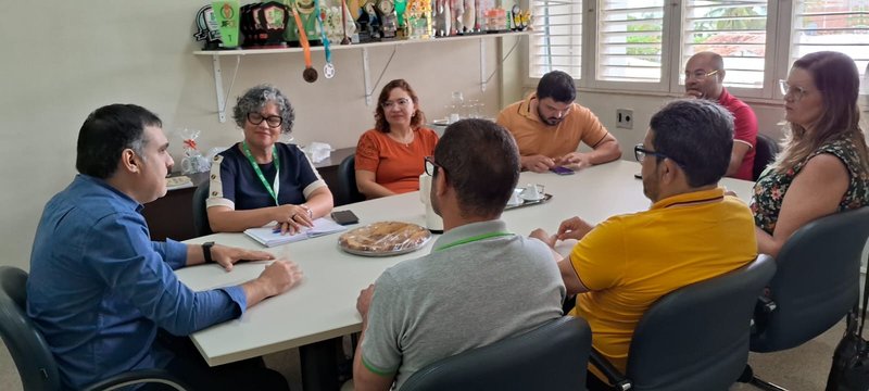 Reunião com as pró-reitoras no campus do Cedro