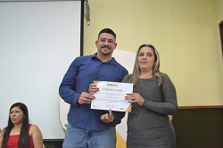 Entrega de certificados do curso do Mulheres Mil